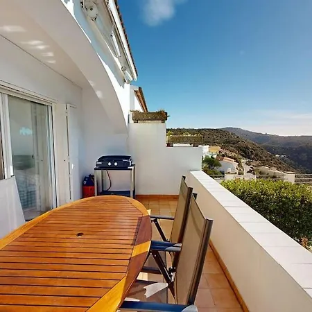 Apartment 65 M2 ,piscine Vue Roses